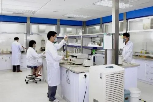 洗瓶機是如何幫助實驗室降低成本的？